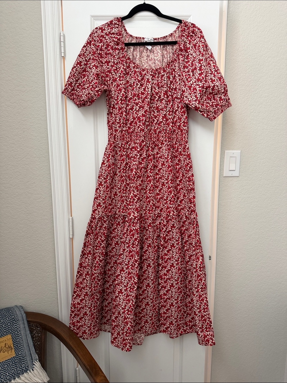 Women's Red Floral Maxi Dress with Puff Sleeves